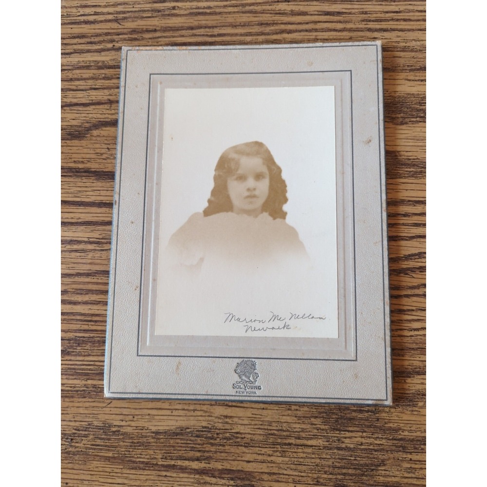 Antique Victorian Photo Portrait Young Lady Newark NJ Sol Young Cabinet Card